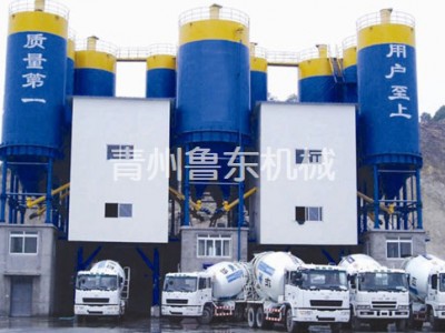 HZS180标准型混凝土搅拌楼